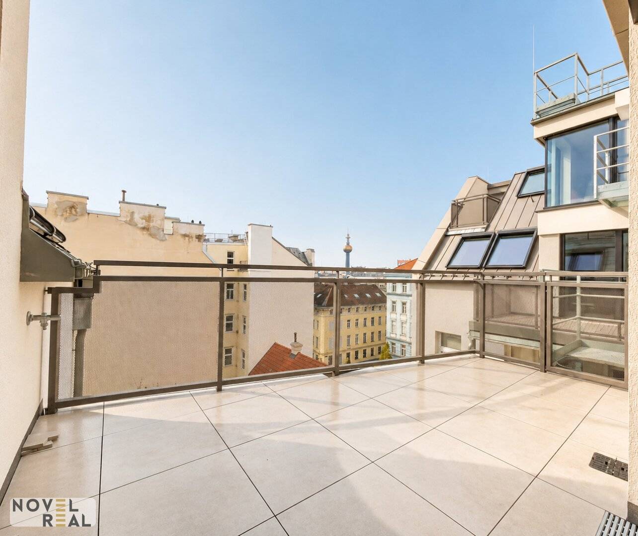 Penthouse Apartment with Terrace and View over Vienna