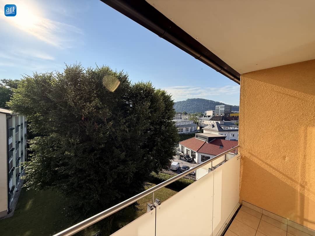 Wohnung mit sonniger Loggia in gepflegter Anlage