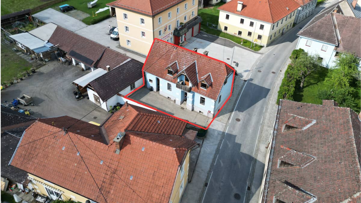 Charmantes Stadthaus mit Potenzial in zentraler Lage