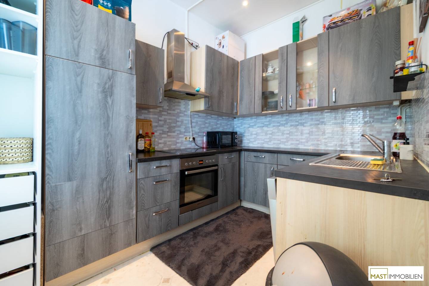 Charming 2-room apartment with optimal room layout in the popular Fasanviertel