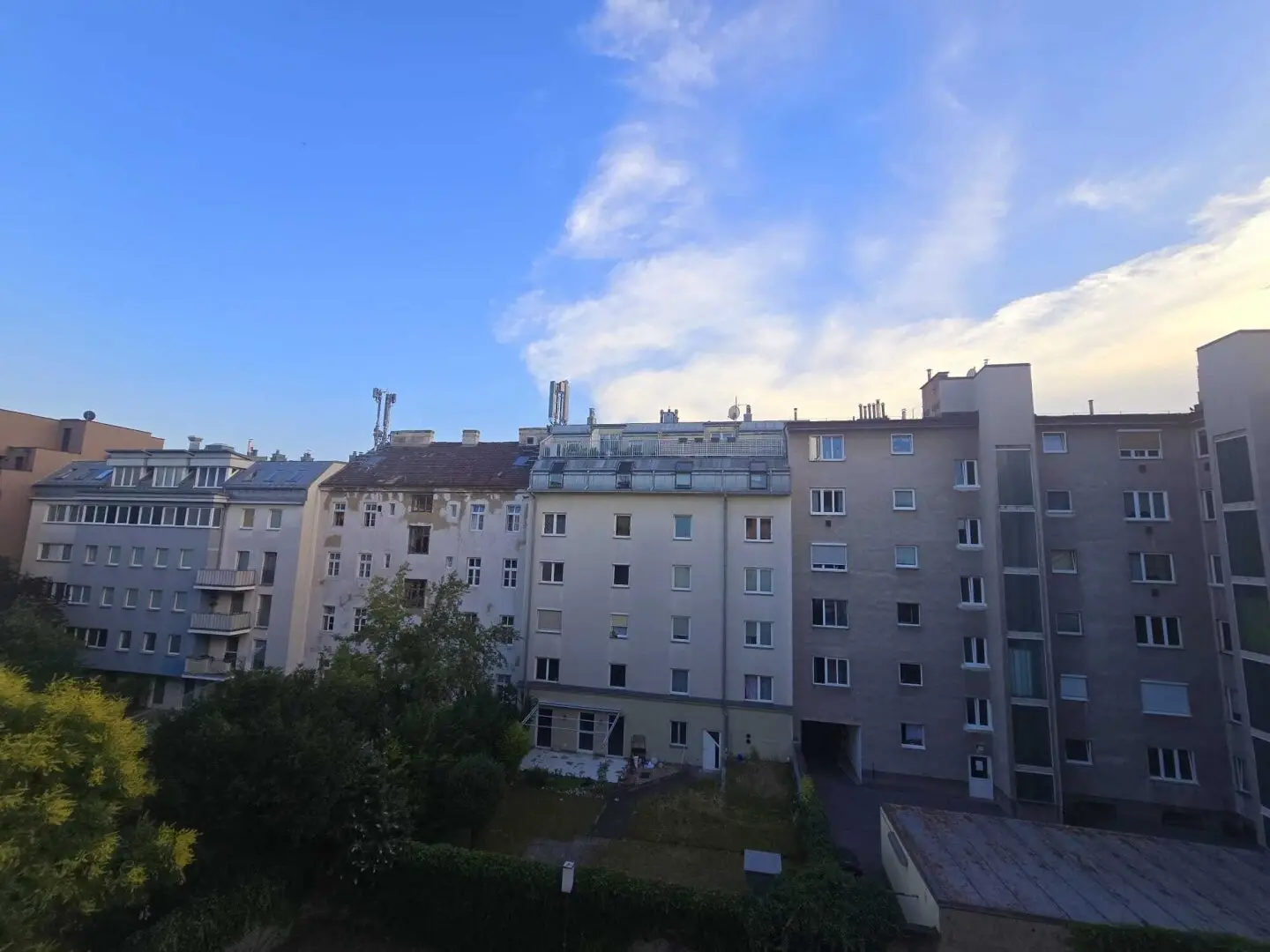Gepflegte 3-Zimmer Wohnung mit Parkett und Einbauküche nahe U6 Floridsdorf