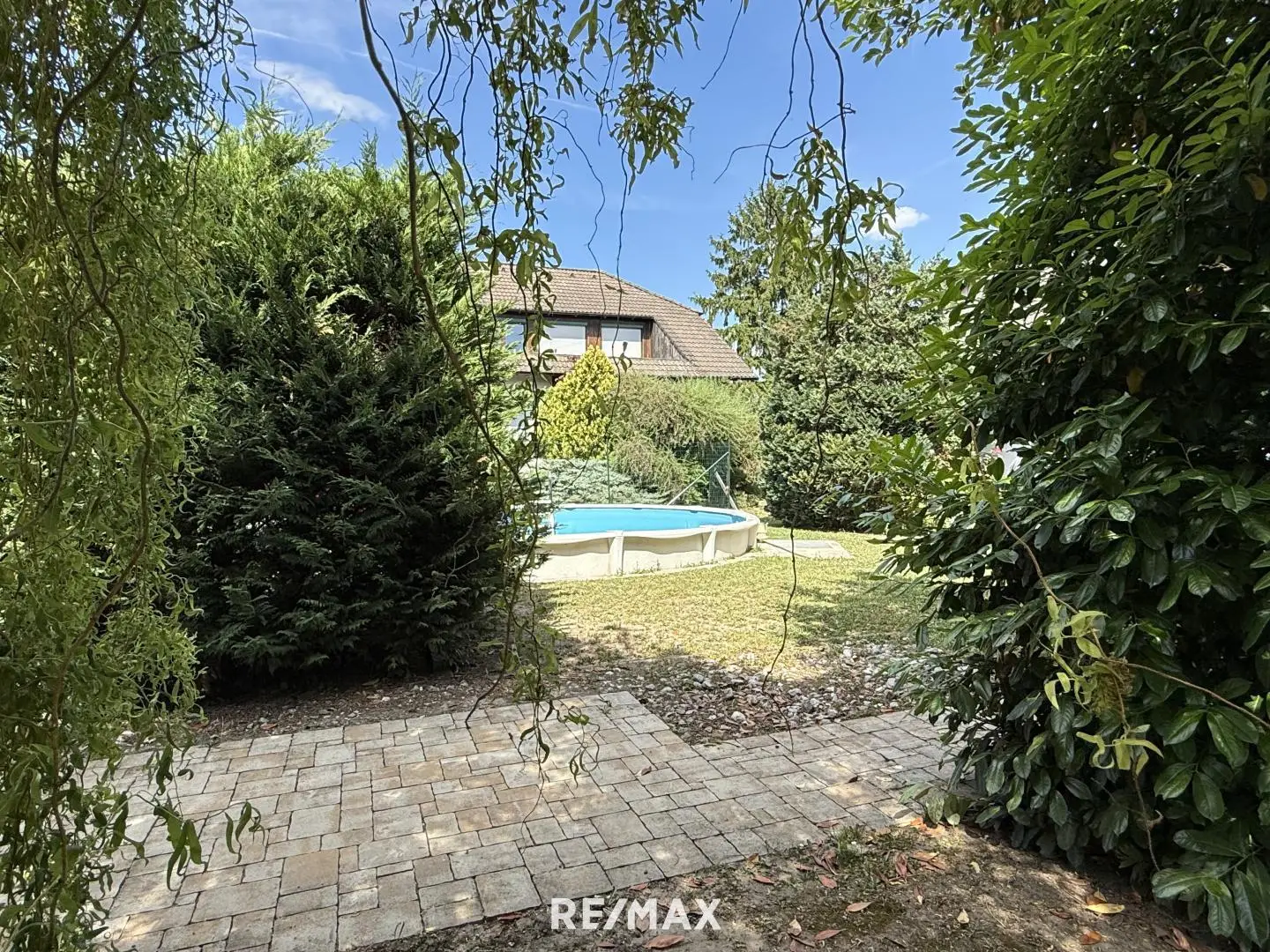 Ruhige Lage mit Pool und Saunahaus Wohnung