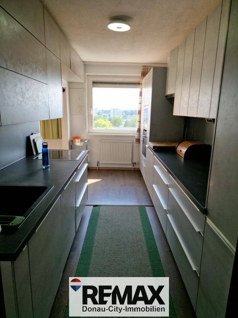 Bright apartment with panoramic views over Kagran