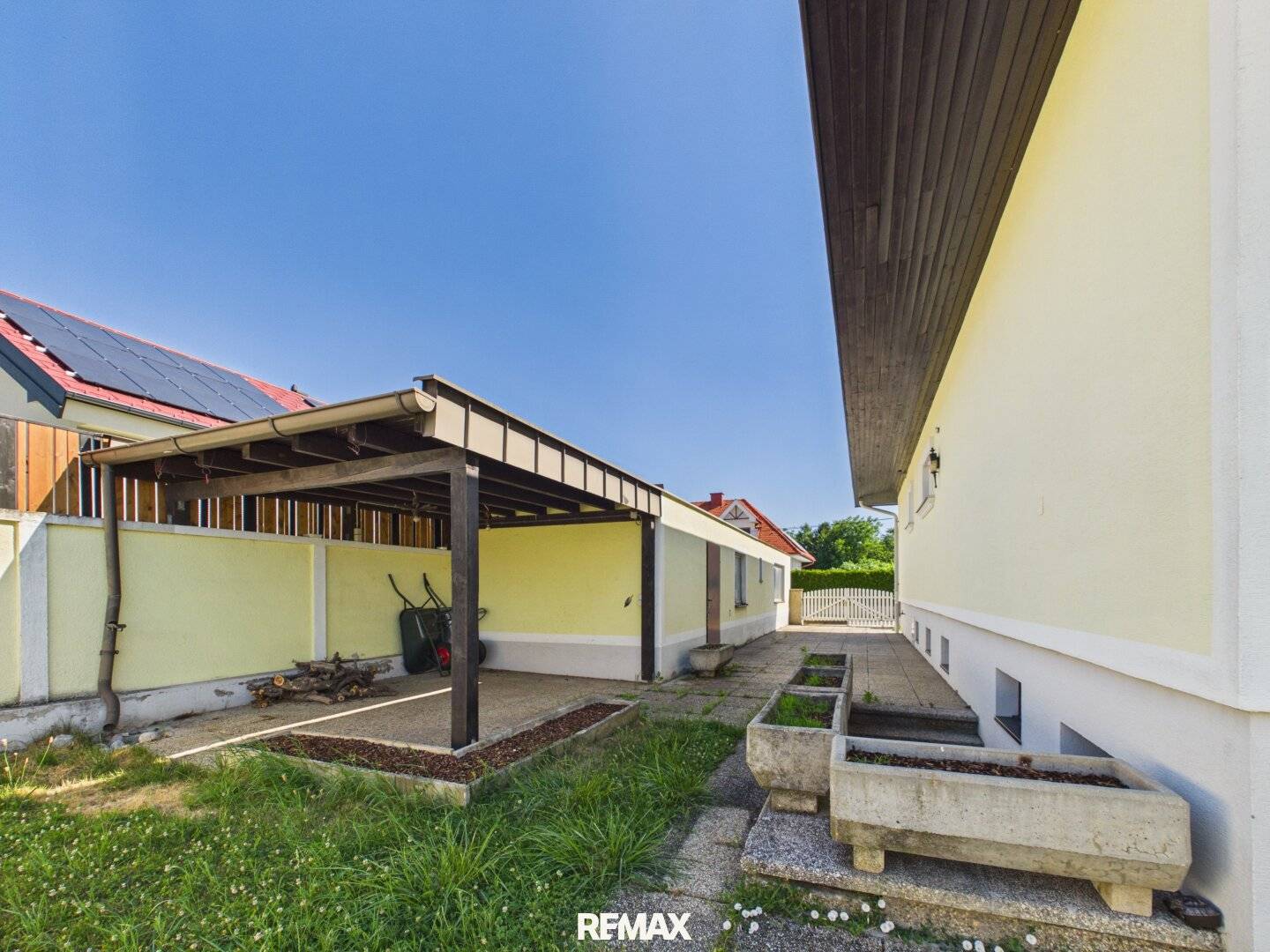 Großzügiger Bungalow mit zwei Terrassen und Garage in Schattendorf