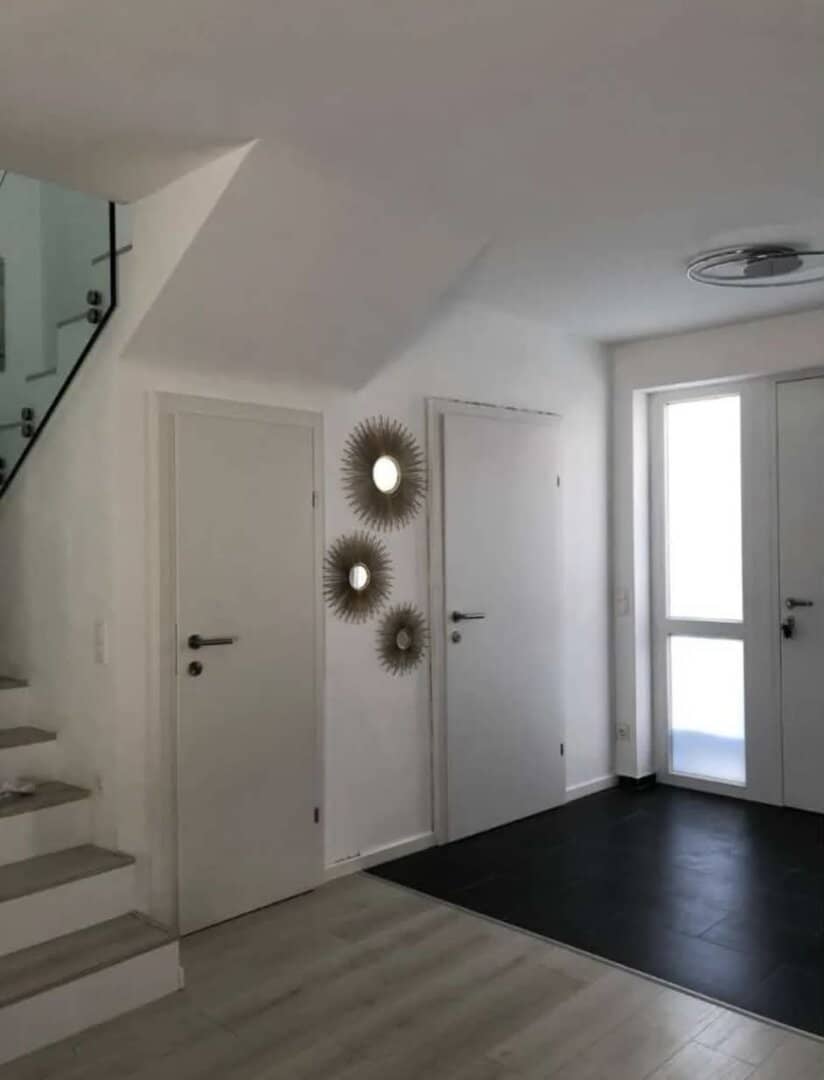 Modern townhouse with garden and balcony in Theresienfeld