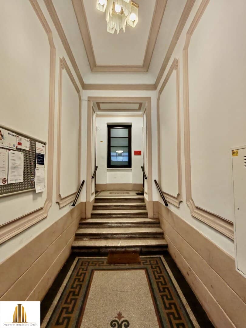 Penthouse with terrace in period building near Mariahilferstraße