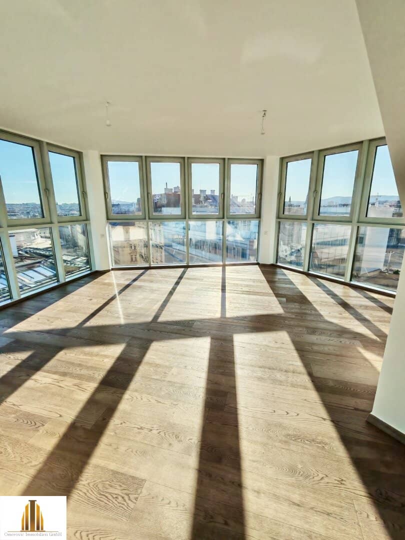 Penthouse with terrace in period building near Mariahilferstraße