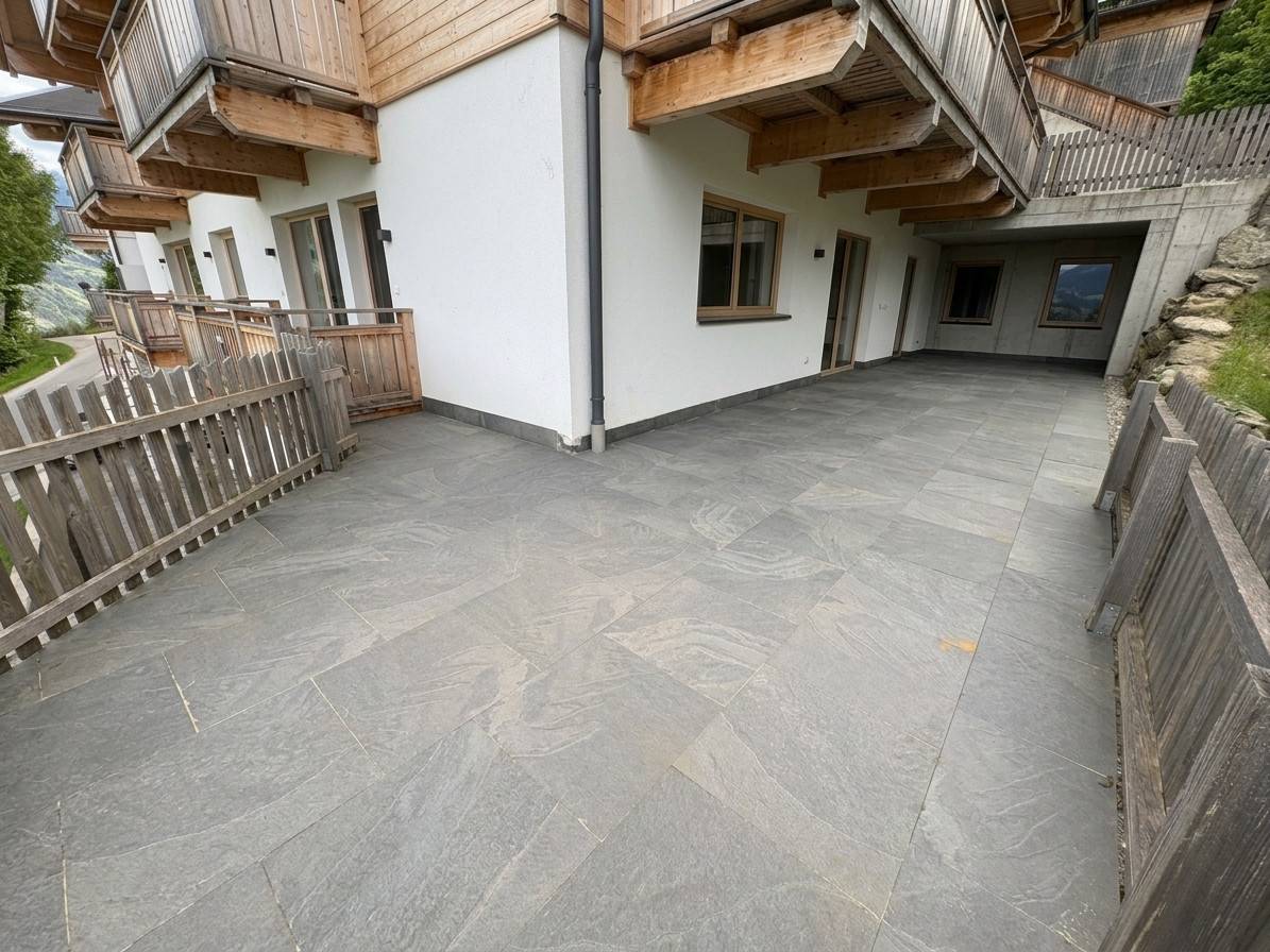 New build apartment with large terrace and mountain view