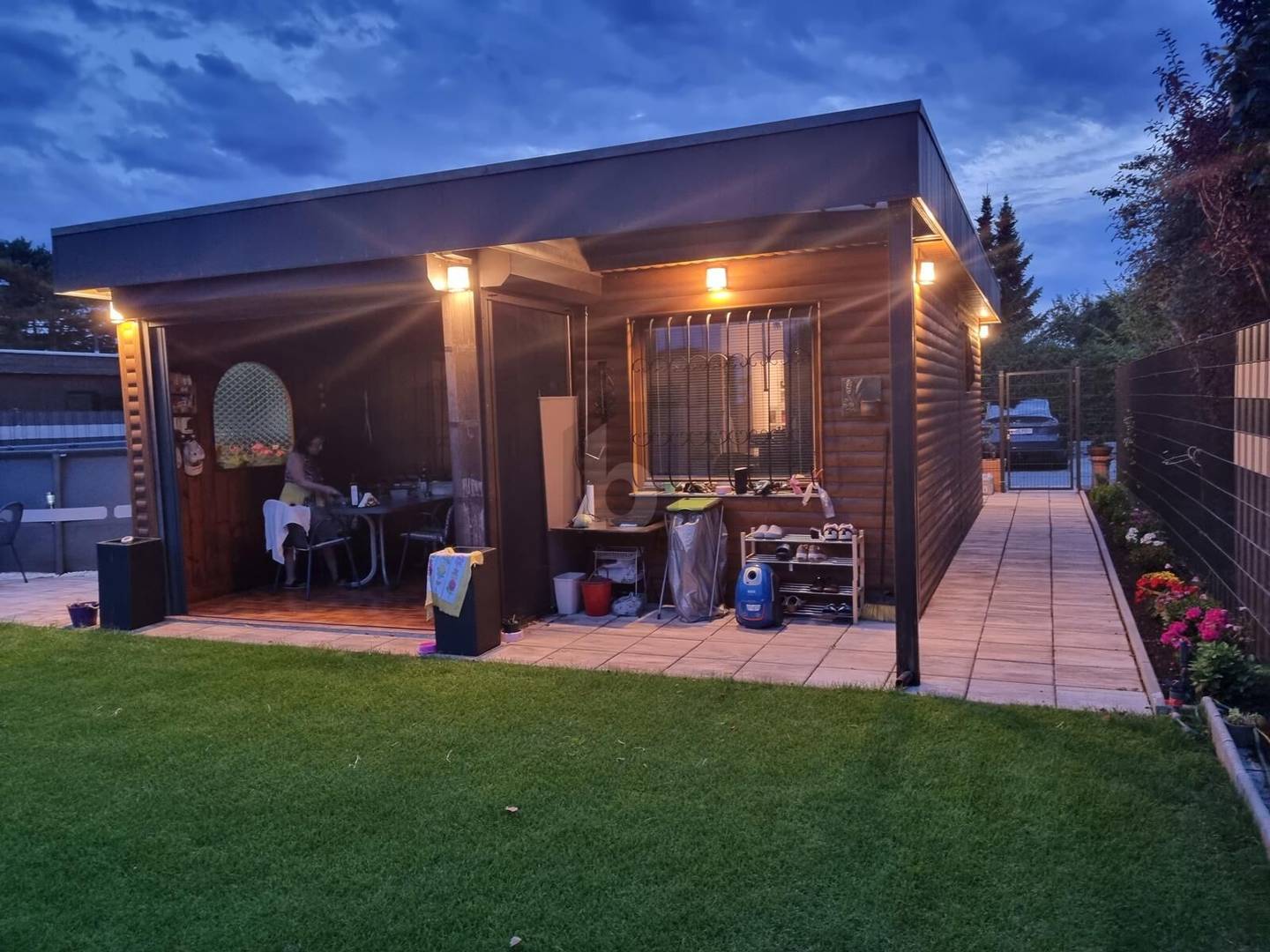 Ferienwohnung mit Pool und überdachtem Grillplatz