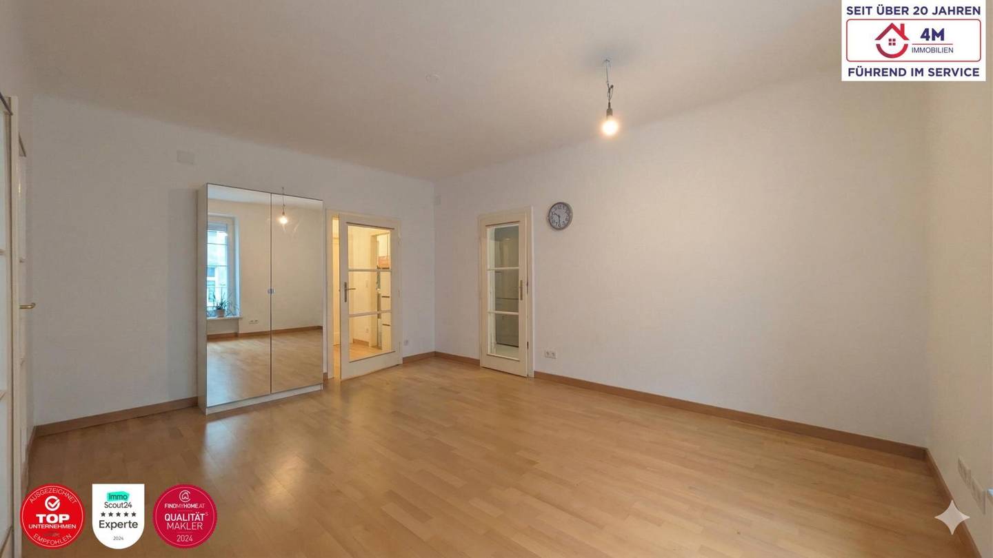 Gepflegte 2 Zimmer Wohnung mit Lift und neuer Küche