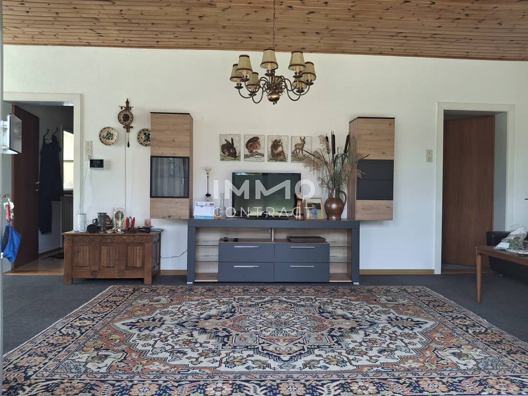 Einfamilienhaus mit großem Garten und sonniger Terrasse in ruhiger Lage