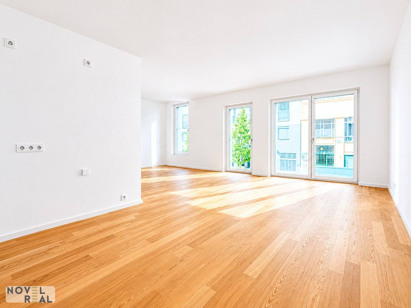 New build apartment with balcony near Mariahilfer Straße