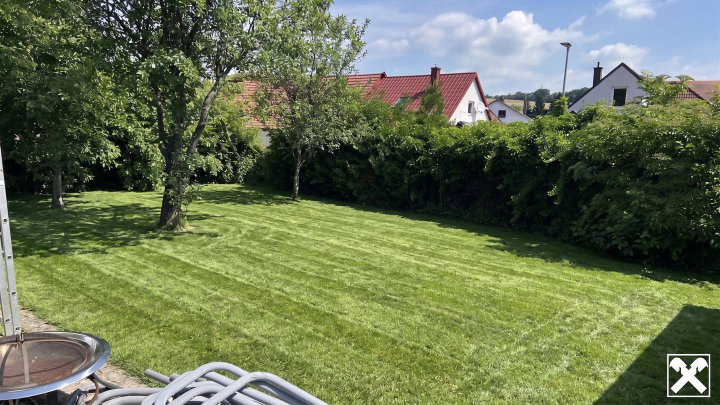 Einfamilienhaus mit Garten in sonniger Lage