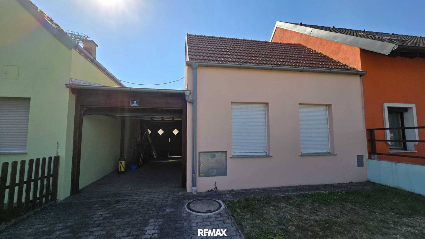 Barrierefreies Haus mit Garage und Innenhof