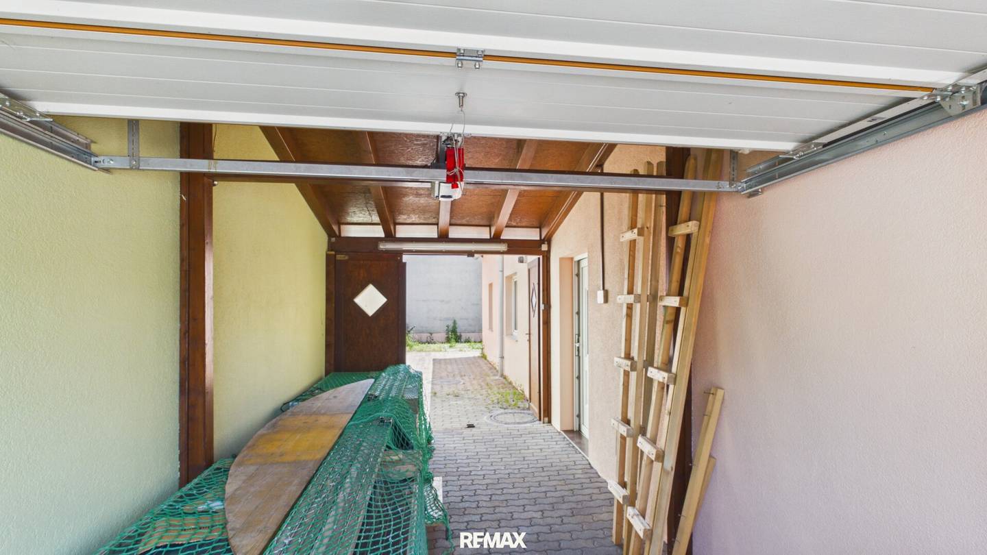 Barrierefreies Haus mit Garage und Innenhof