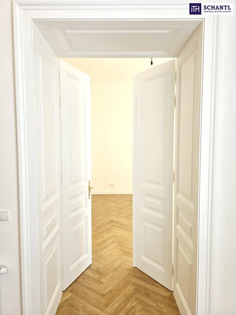 Altbauwohnung mit Flügeltüren und Hoflage nahe der Votivkirche