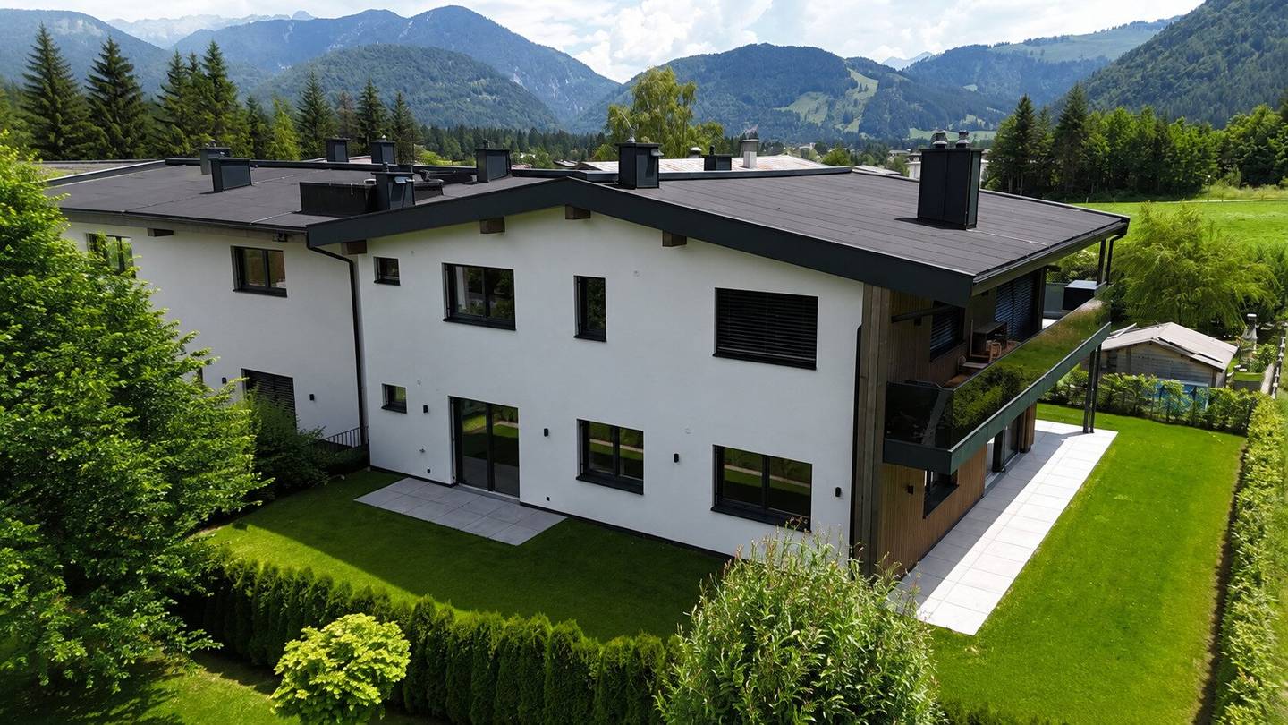 Gartenwohnung mit Terrasse und Privatgarten in ruhiger Lage