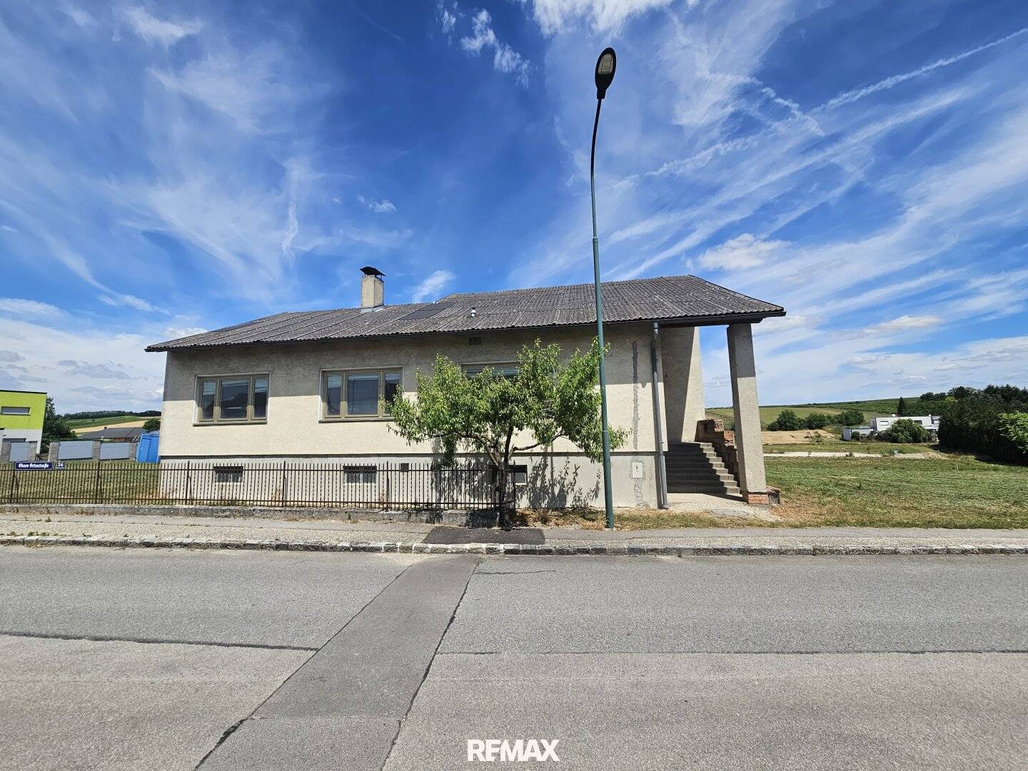 Einfamilienhaus mit sonnigem Grundstück und Ausbaupotenzial