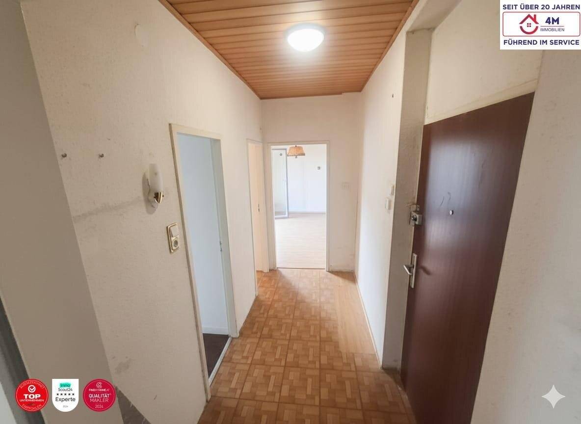 Helle Wohnung mit sonnigem Balkon und Lift