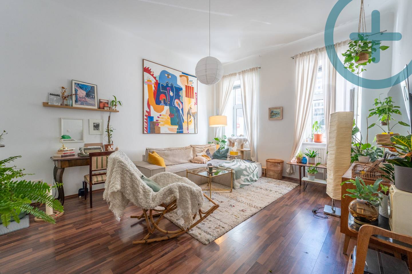Stylish ground floor apartment near Liechtensteinpark