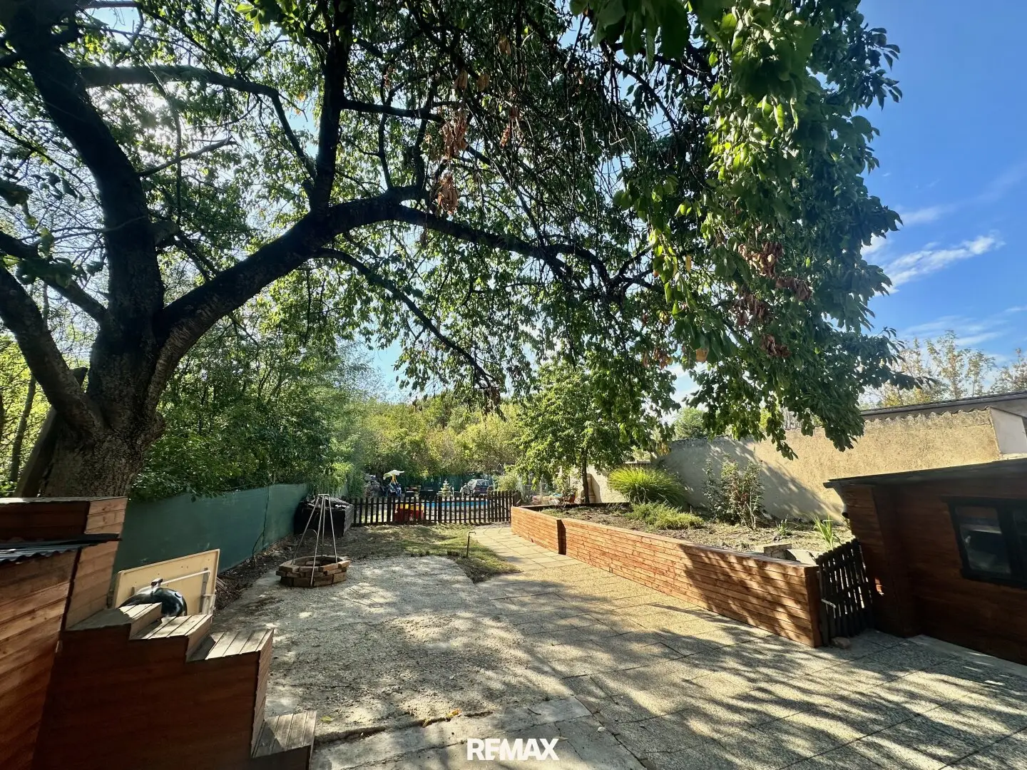 Landhaus mit Garten Terrasse und Pool
