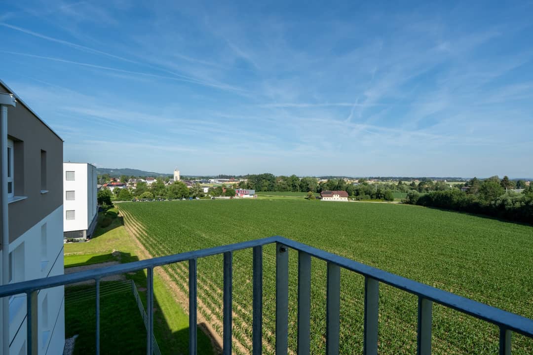 Neubauwohnung mit Loggia in ruhiger Siedlungslage