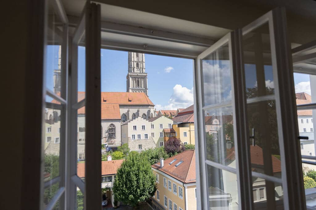 Gepflegtes Stadthaus mit Garten und Parkettböden