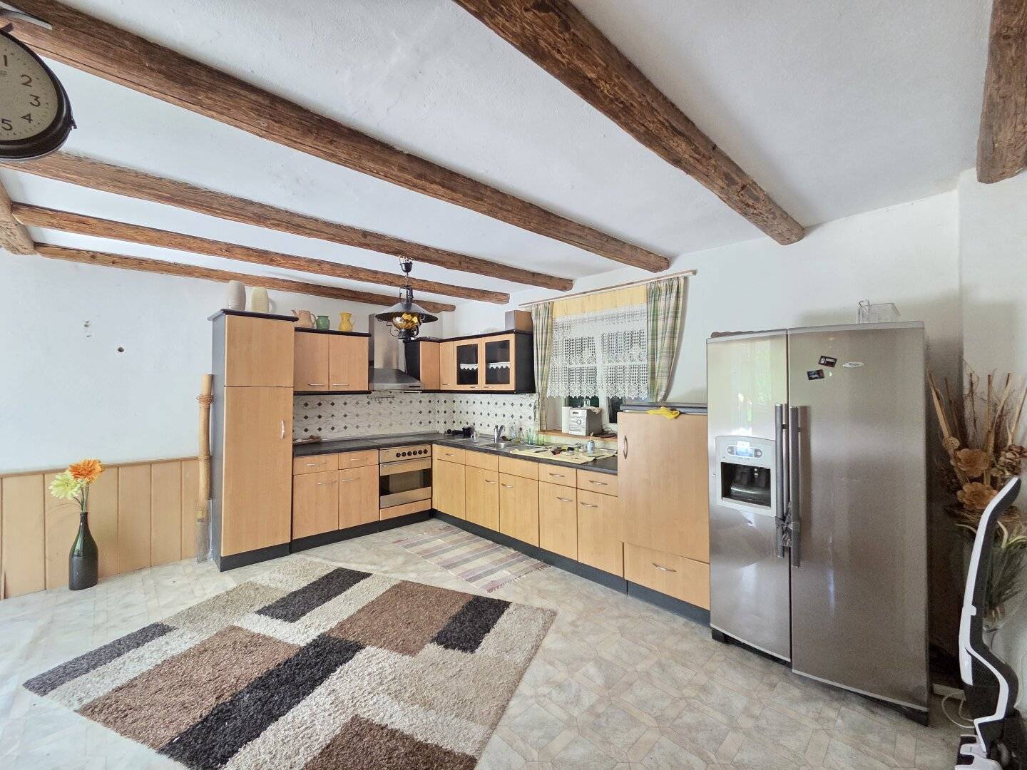 Bauernhaus mit großem Grundstück und Sonnenterrasse in sonniger Ruhelage