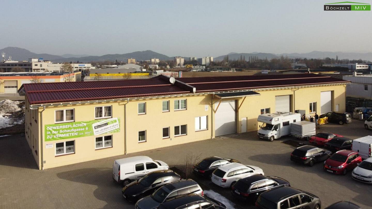 Modern ground floor office space with tea kitchen and parking