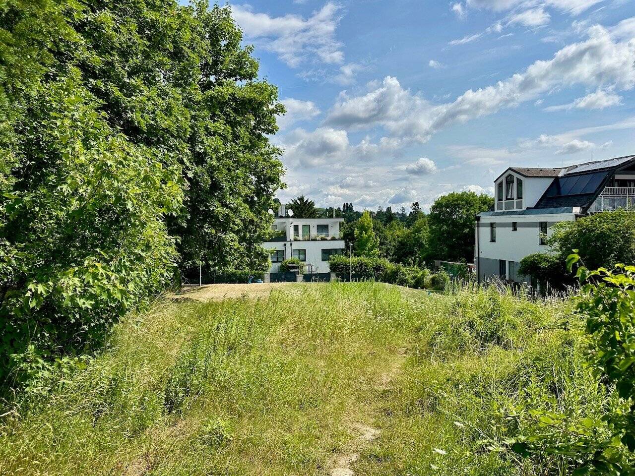 Building plot with planning permission in Grinzing