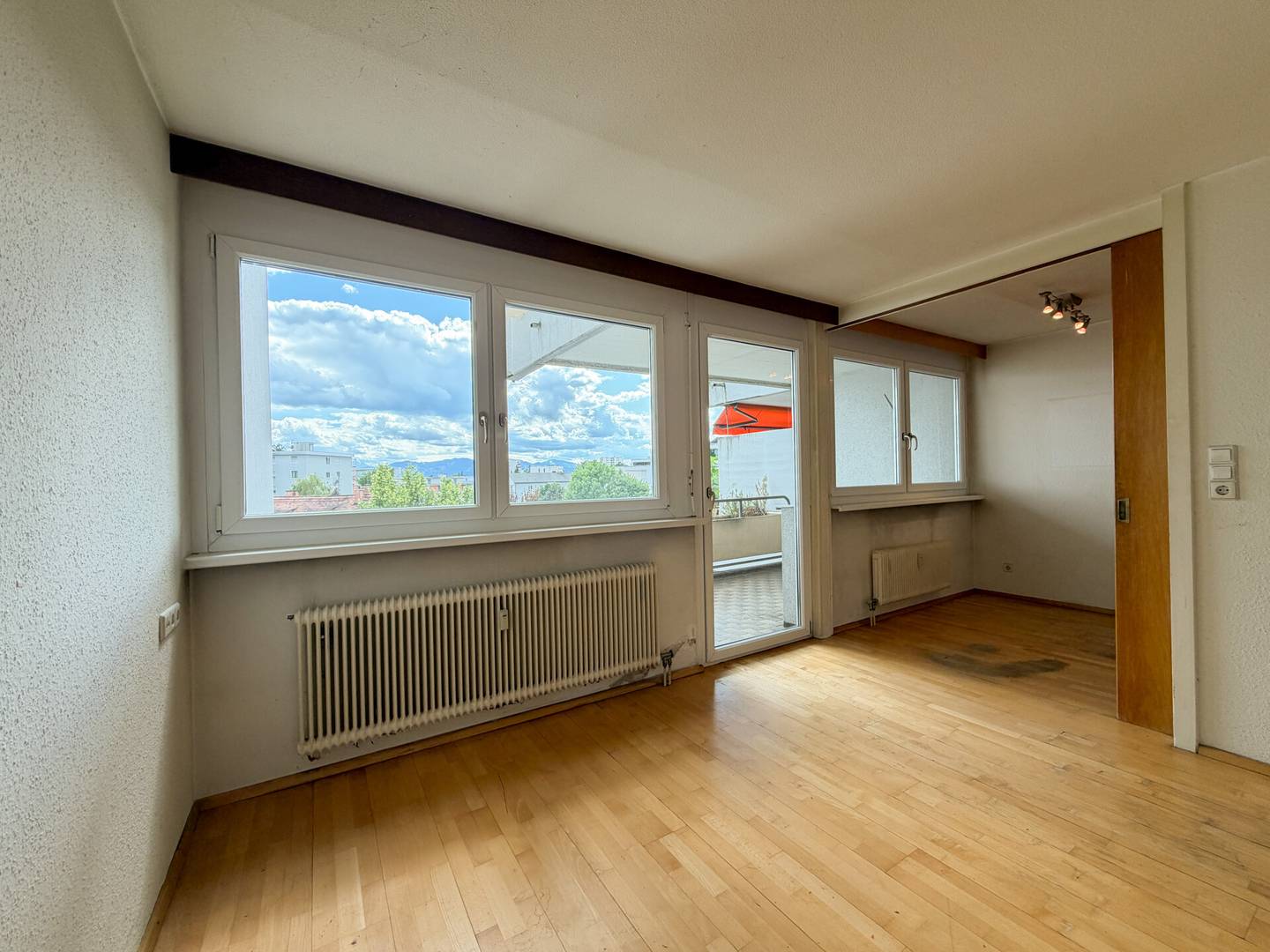 3 Bedroom Apartment with Balcony in Central Location