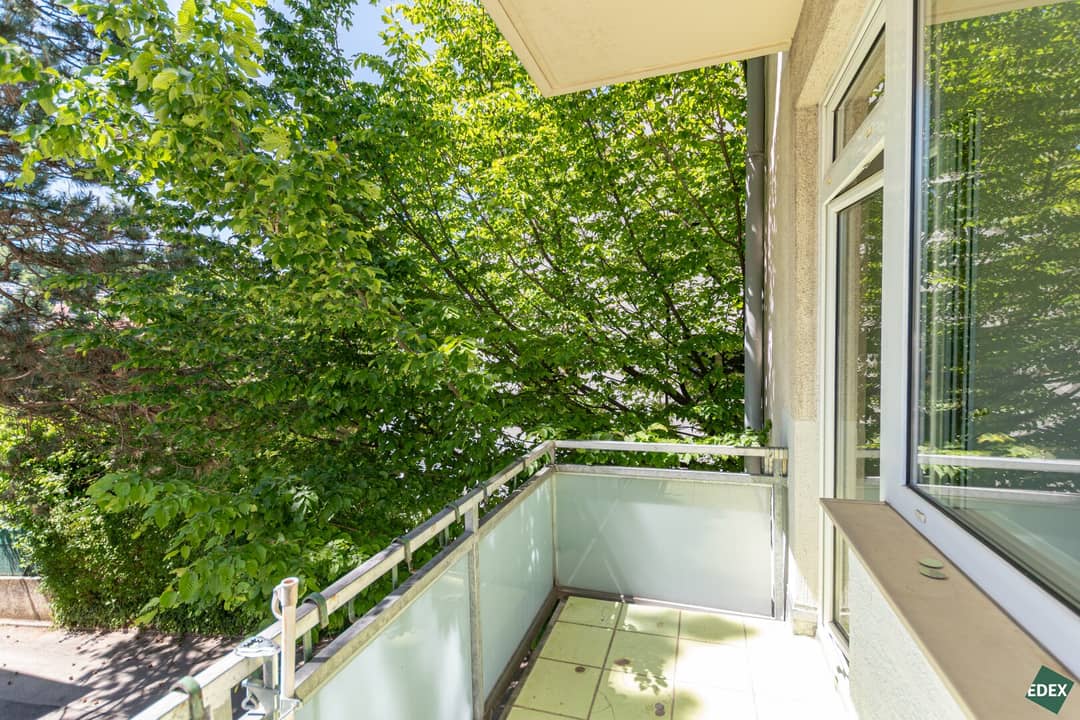 Wohnung mit Balkon und Einbauküche in Grünruhelage