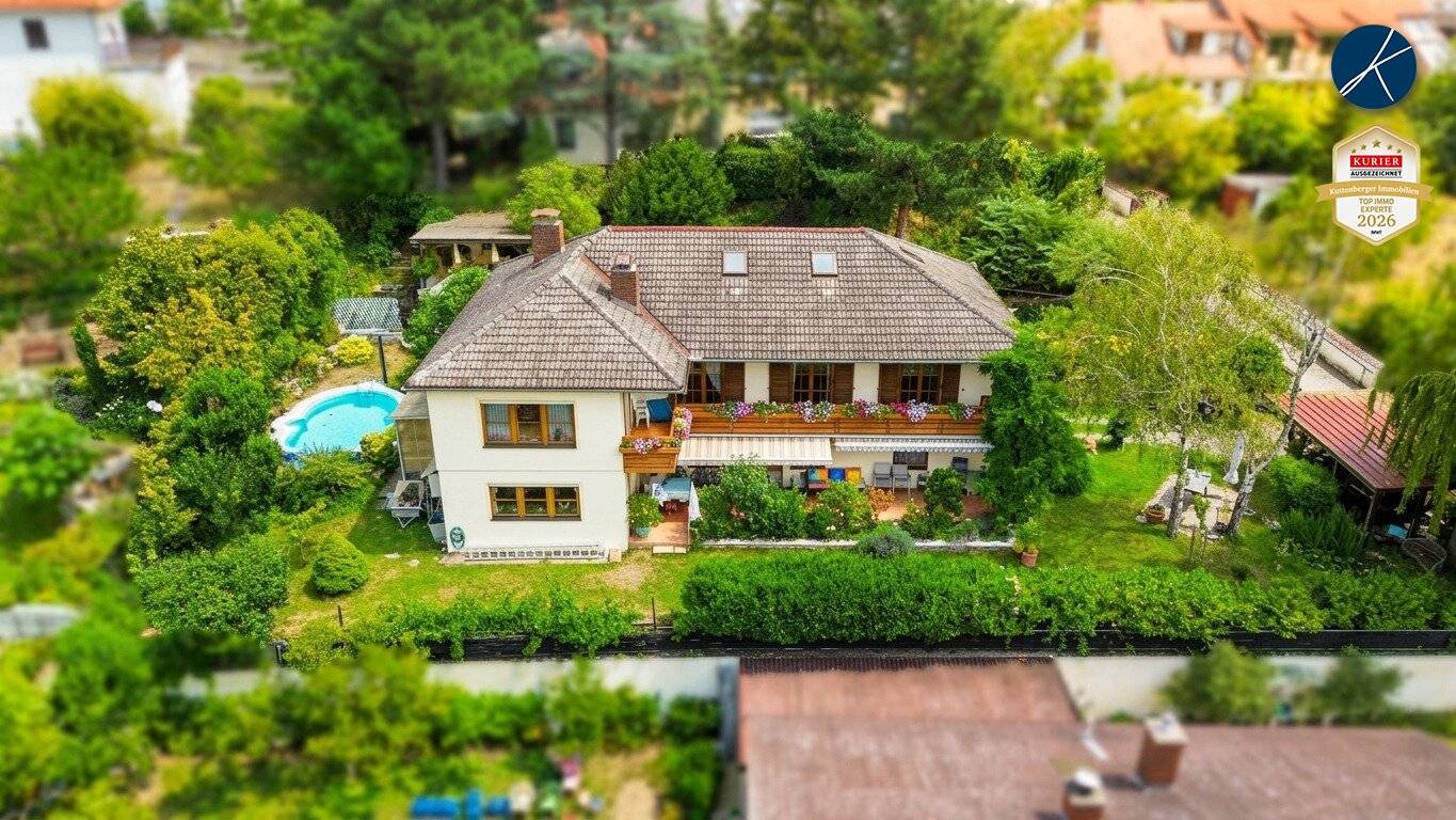 Einfamilienhaus mit Garten Pool und Panoramablick
