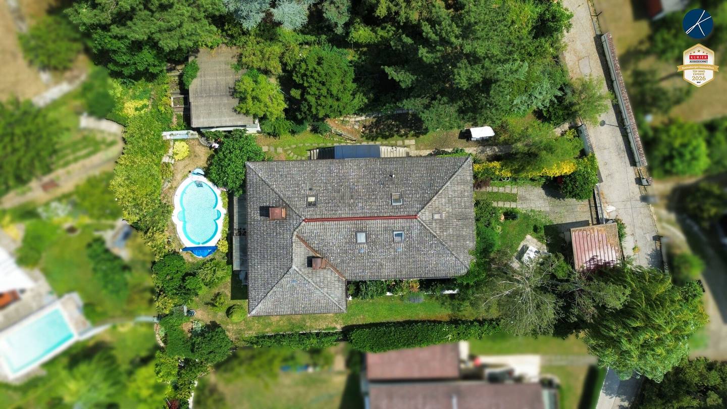 Einfamilienhaus mit Garten Pool und Panoramablick