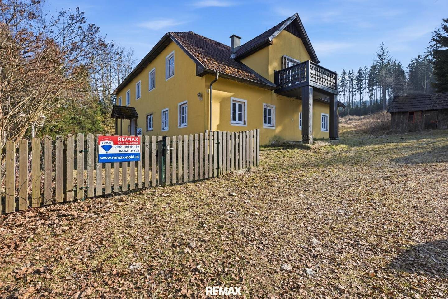 Renoviertes Haus mit großem Grundstück und Tierhaltung