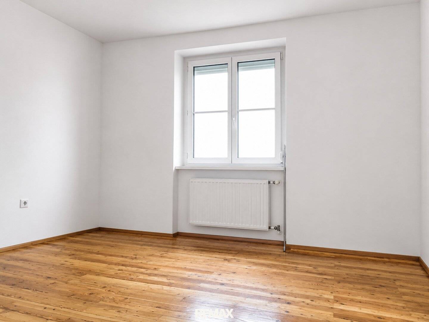Helle Wohnung mit Abstellraum und Kellerabteil