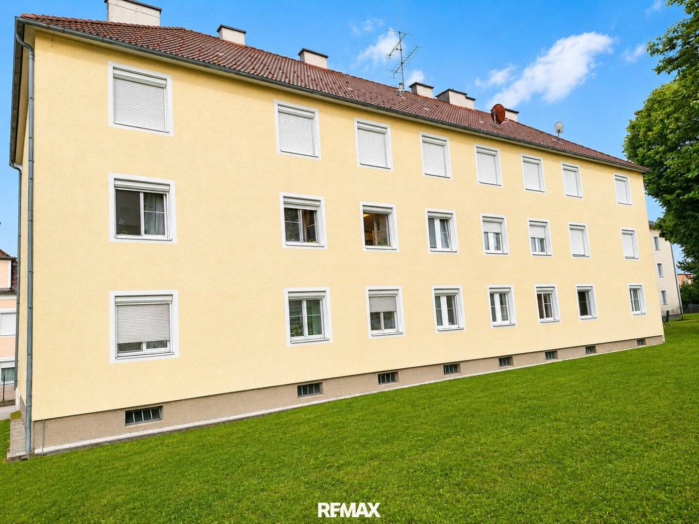 Helle Wohnung mit Abstellraum und Kellerabteil