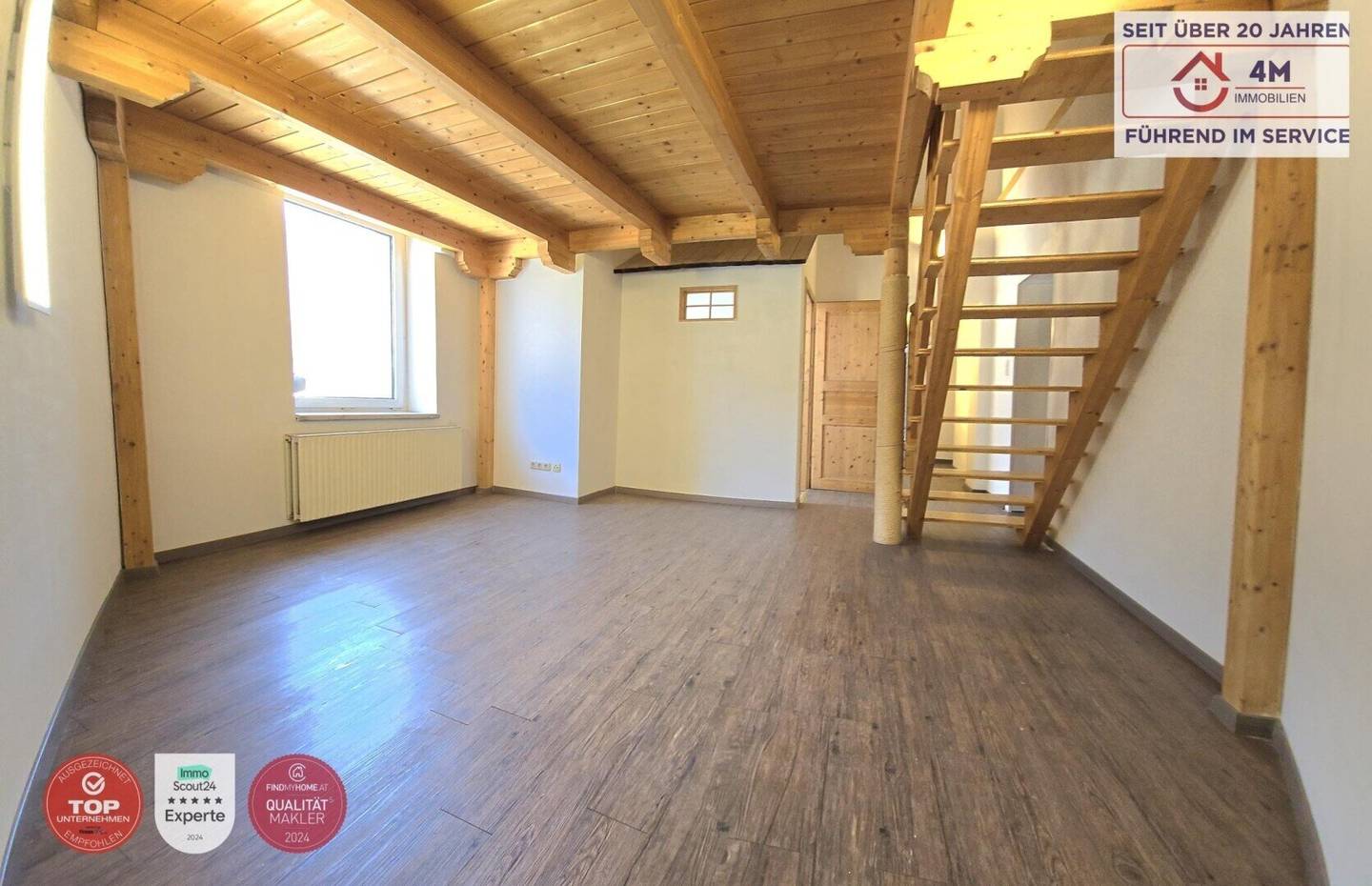 Erdgeschosswohnung mit Terrasse und eigenem Hof in zentraler Lage