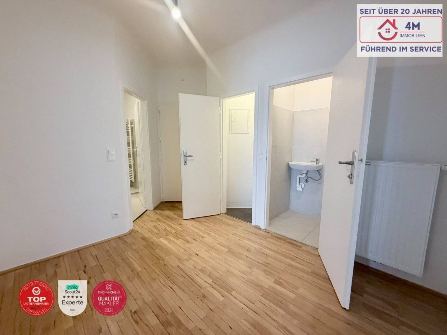 Sanierte Wohnung mit Parkett im Botschaftsviertel