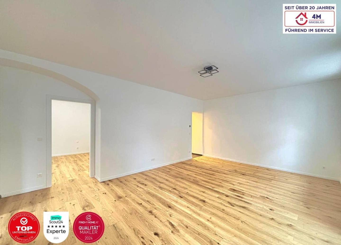 Well-proportioned 63,51 m² period apartment, turnkey and first occupancy after complete renovation