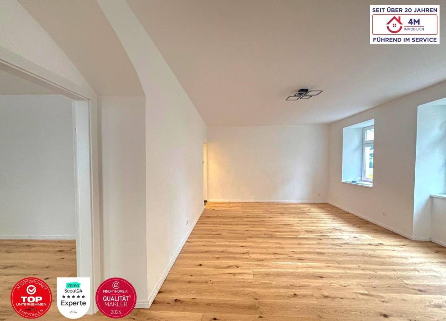 Well-proportioned 63,51 m² period apartment, turnkey and first occupancy after complete renovation