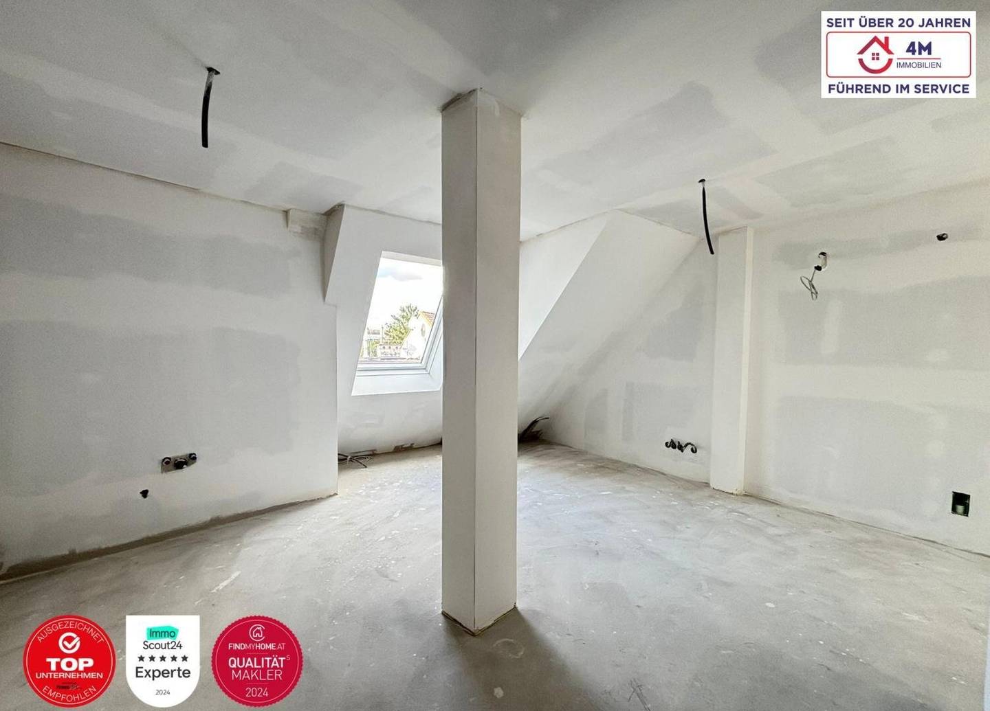 First occupancy New bright apartment with terrace on 4th floor with elevator perfect for couples and young families