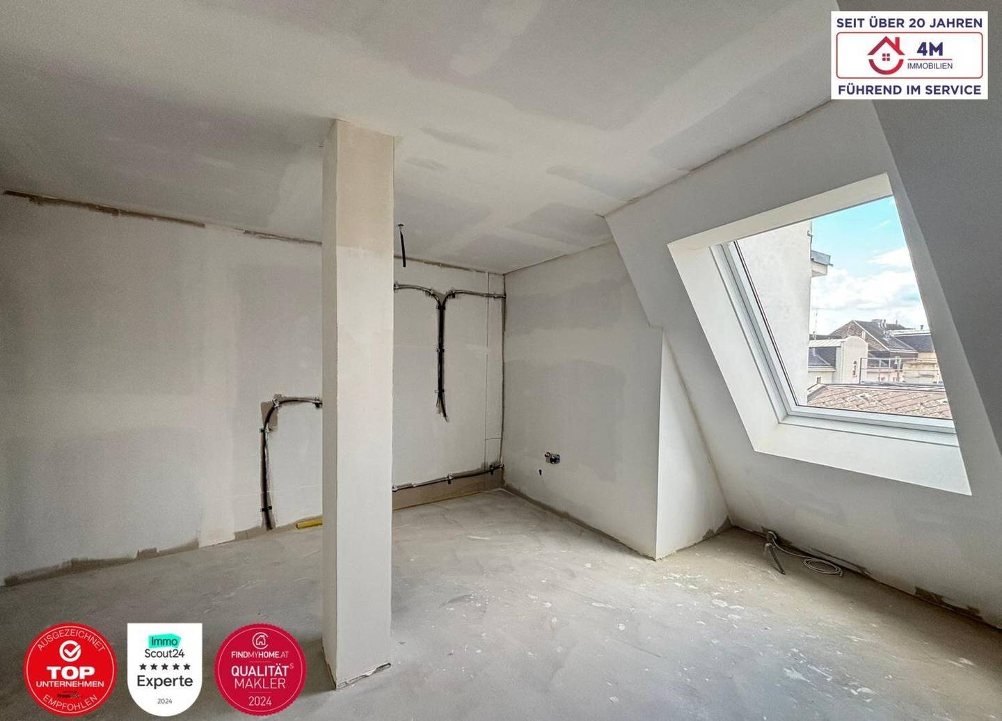 First occupancy New bright apartment with terrace on 4th floor with elevator perfect for couples and young families