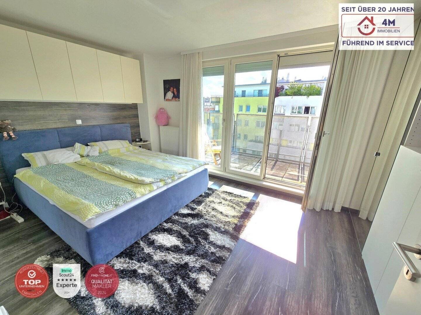 Helle Maisonettewohnung mit zwei Balkonen und Lift
