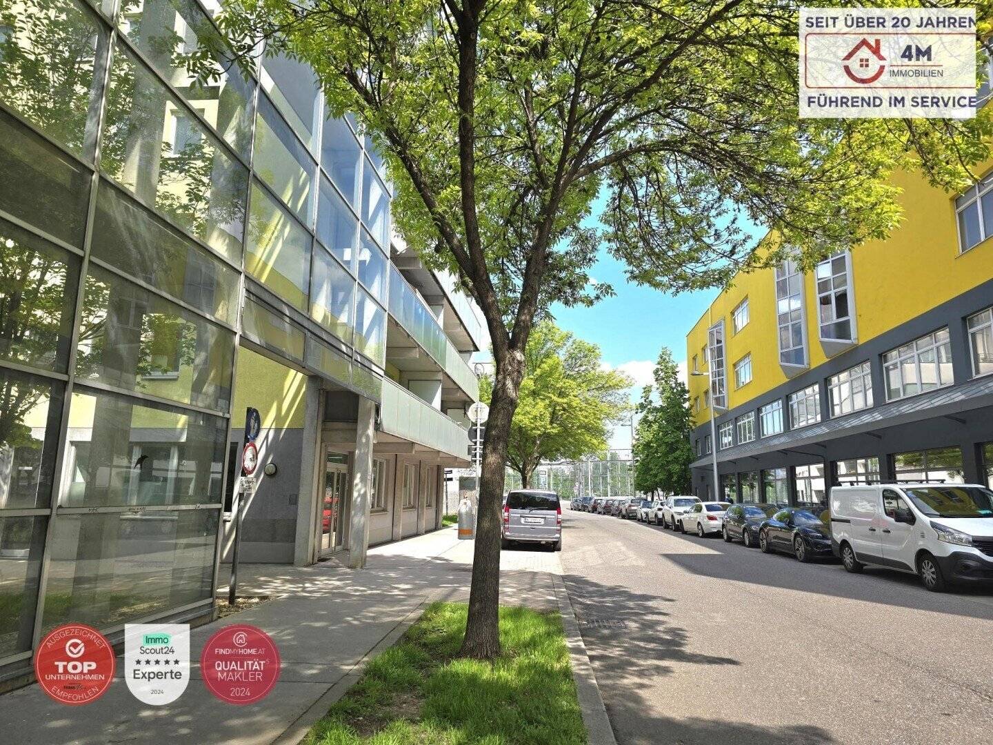 Helle Maisonettewohnung mit zwei Balkonen und Lift
