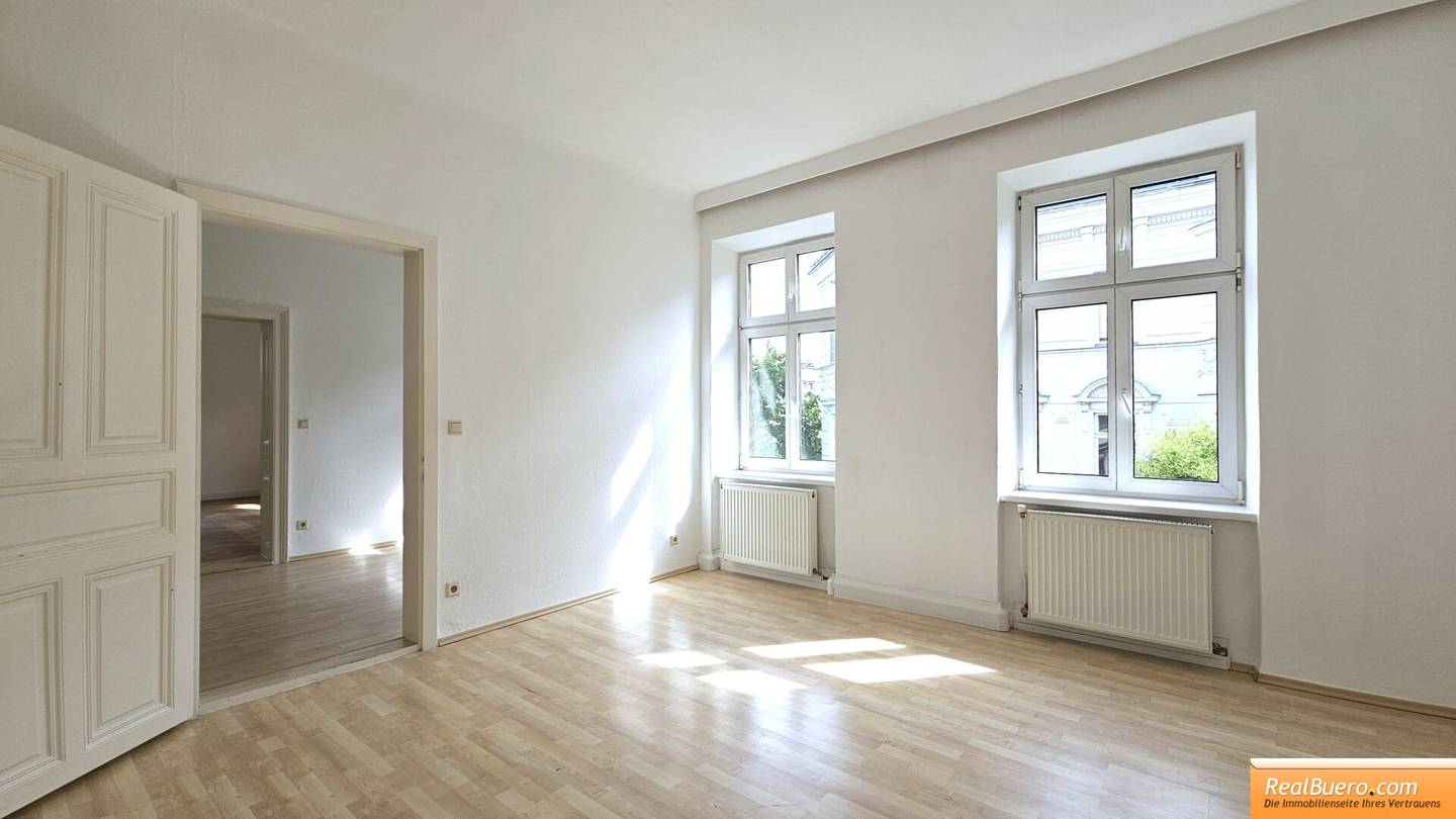 Open-ended bright old building gem in Wassergasse