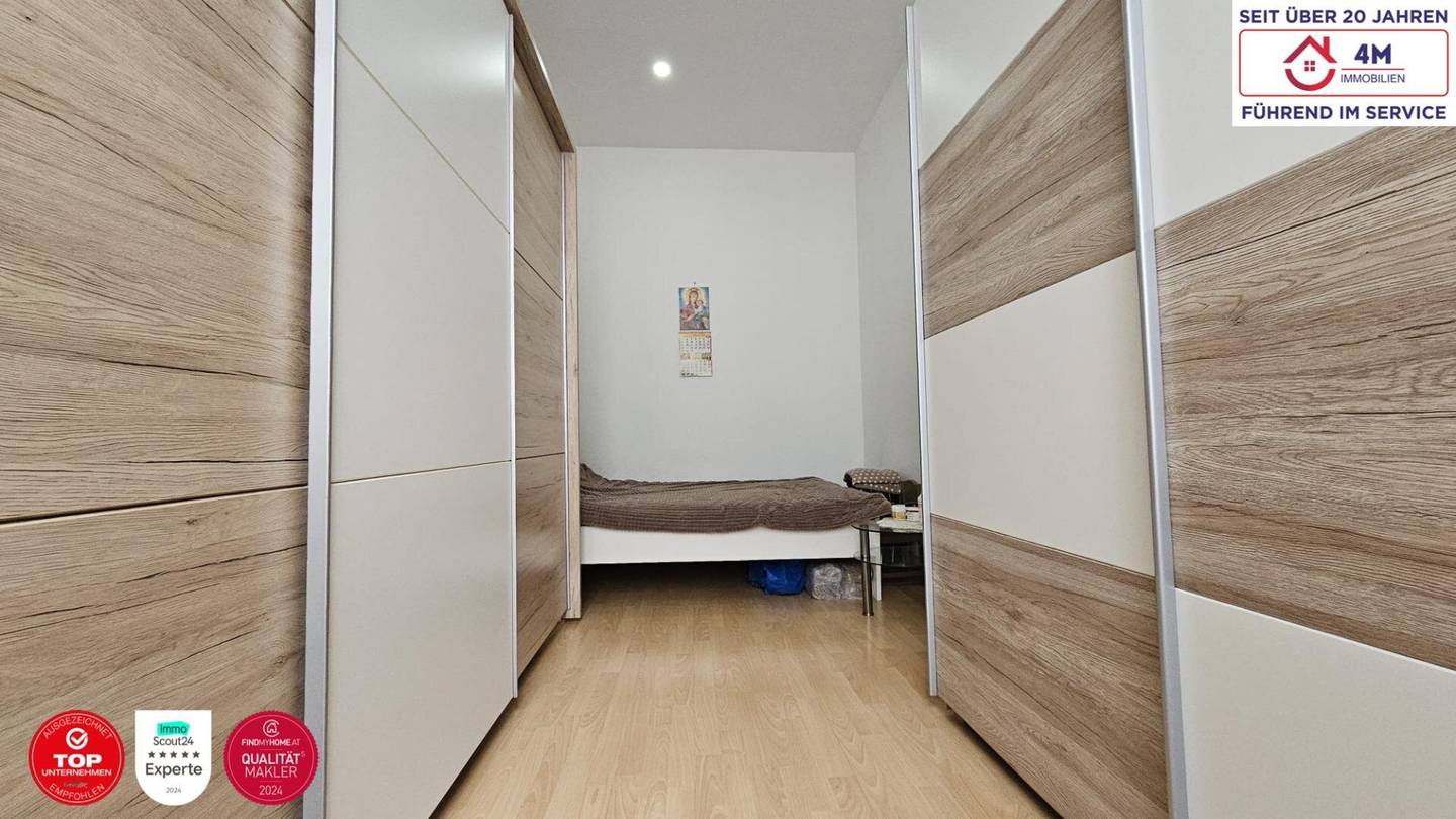 Helle Altbauwohnung mit separater Küche