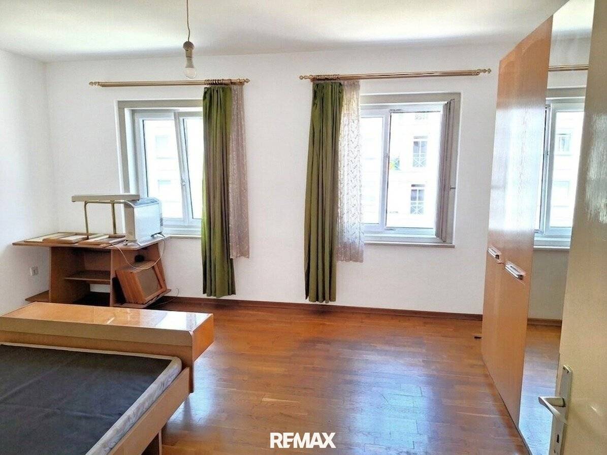 Compact Apartment with Infrared Heating and Fitted Kitchen in Graz