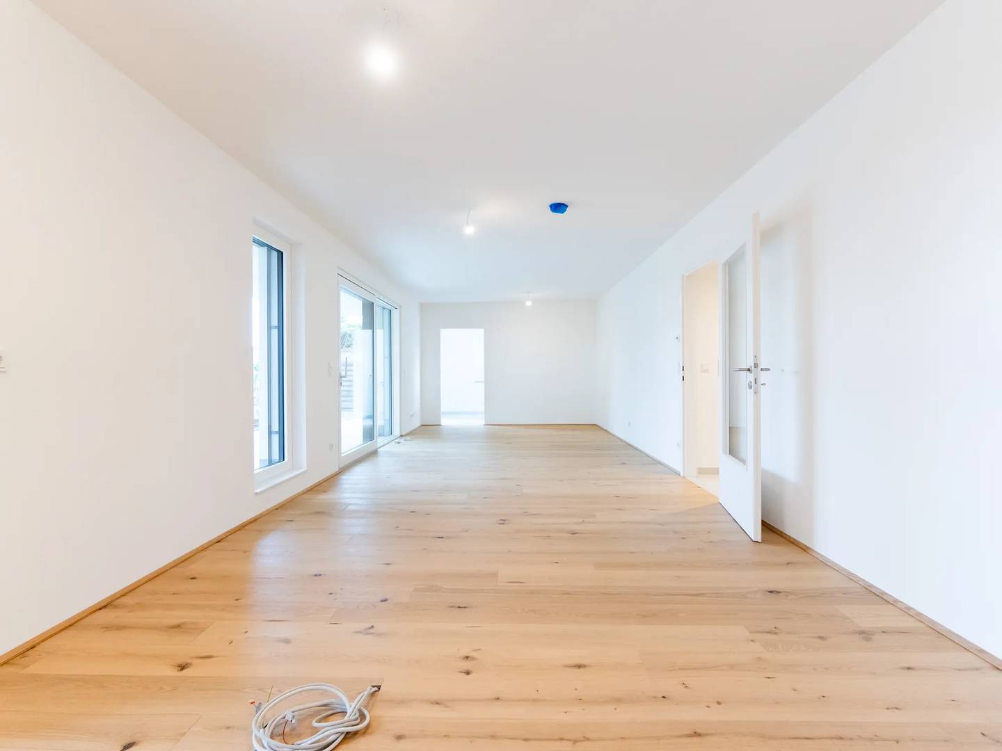 Ground floor apartment with garden and two terraces by the old Danube