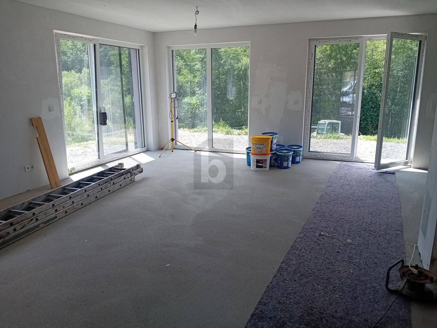 Sonnige energieeffiziente Wohnung mit Carport und Terrasse